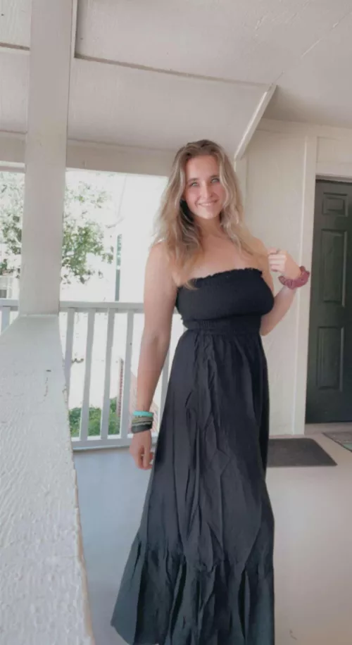 haven’t worn a dress in years🤭