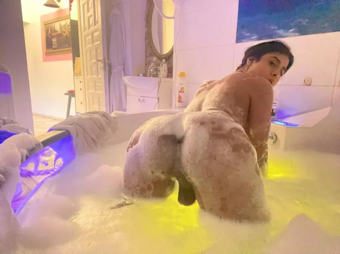 Hop right on in 🛁