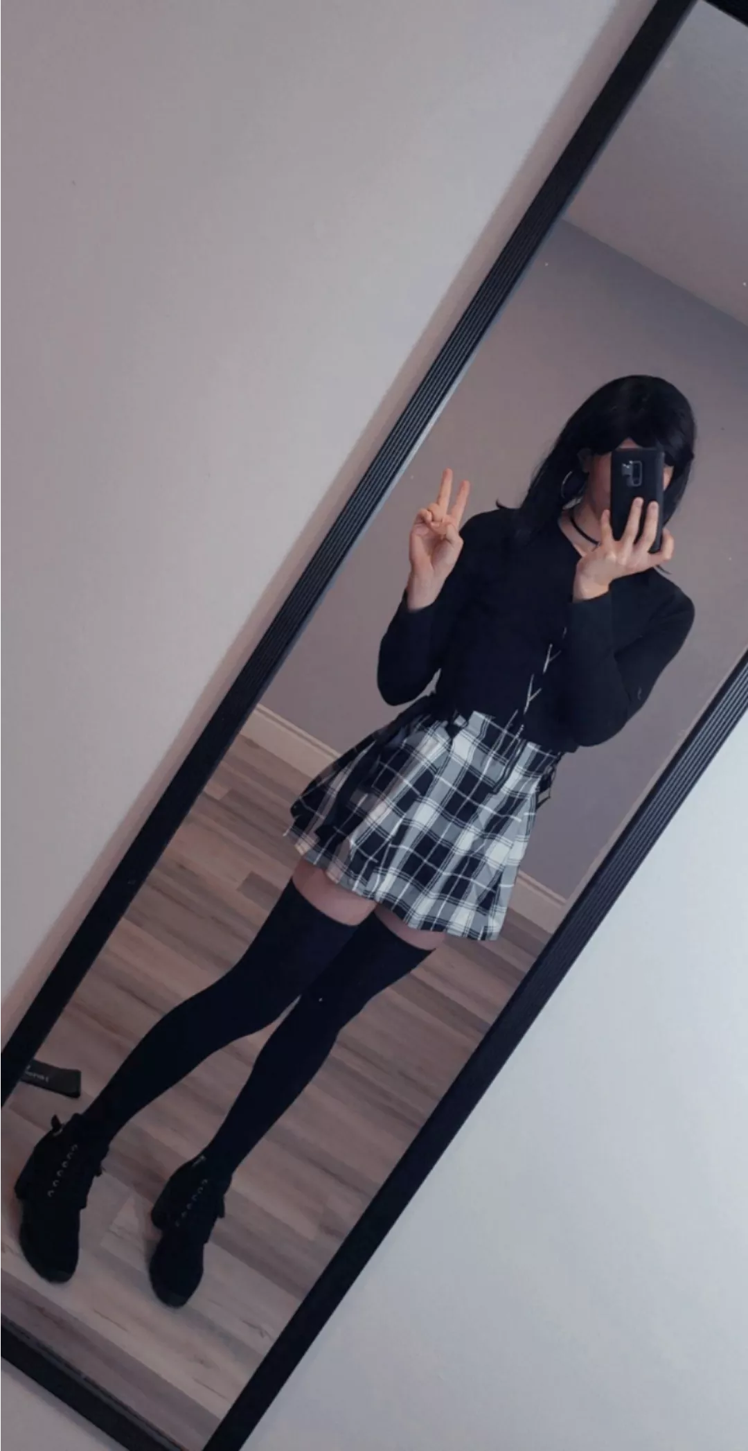 I like this dress 🖤🤍