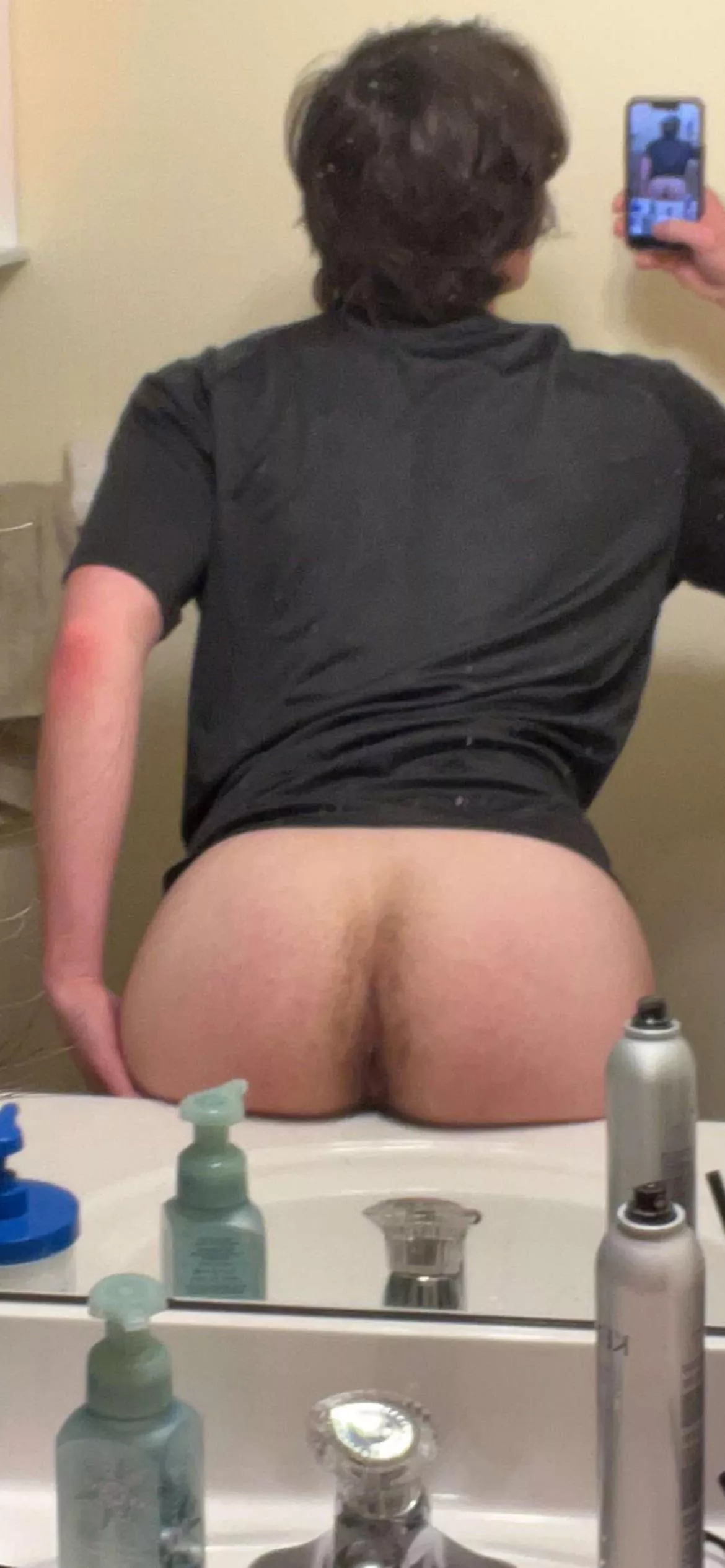 Is hairy ok? I love showing off my butt🤭