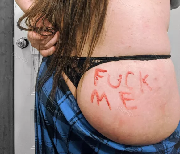 Lil request hidden under my pyjamas [OC]