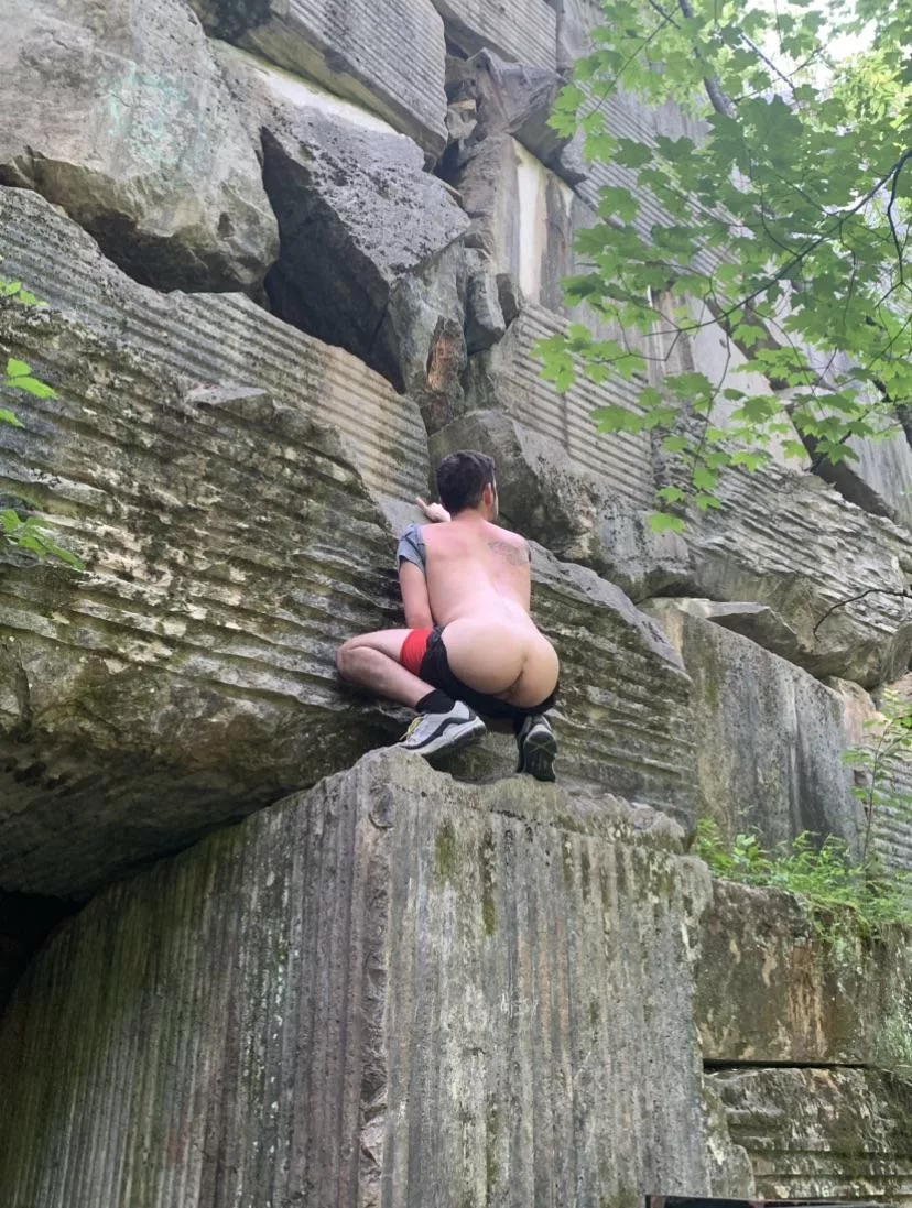 local twink ready to be used ;)