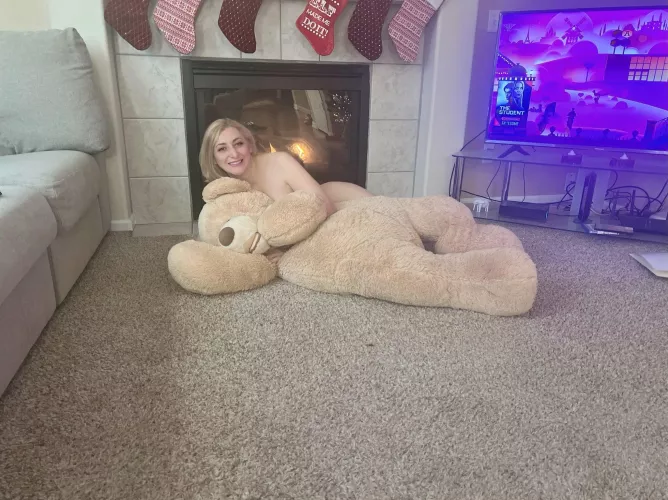 Love the nude cuddles ♥️🧸