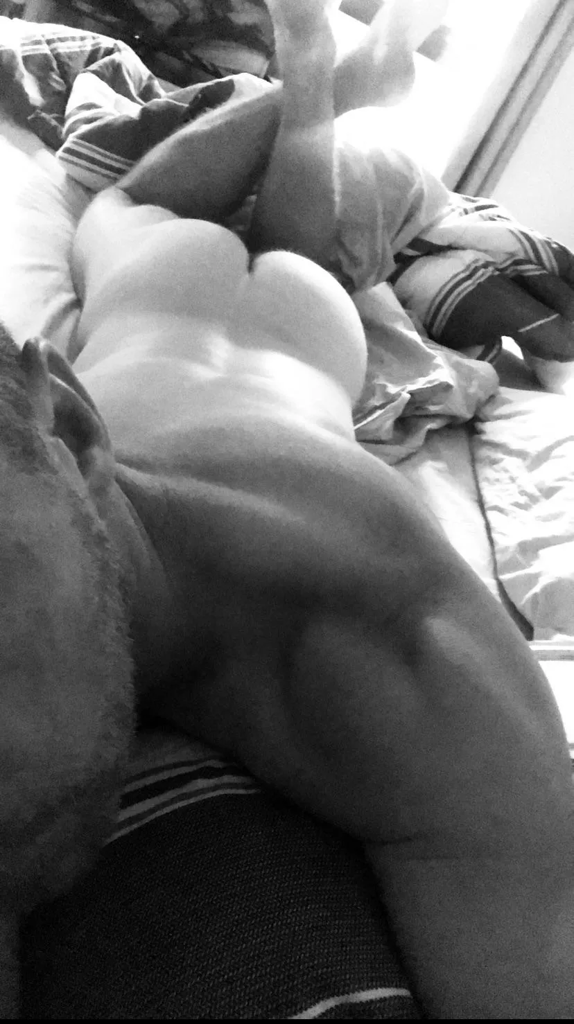 (M)elb is cooking today 🥵