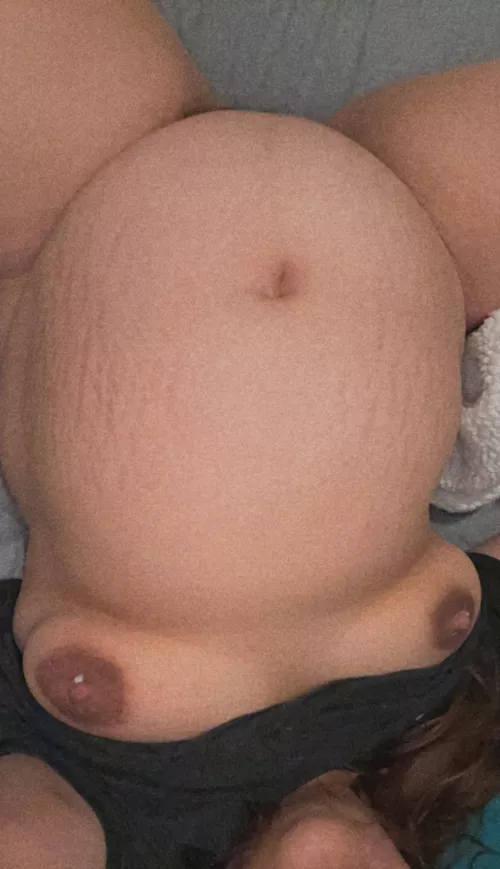 Milky preggo 🍼😘