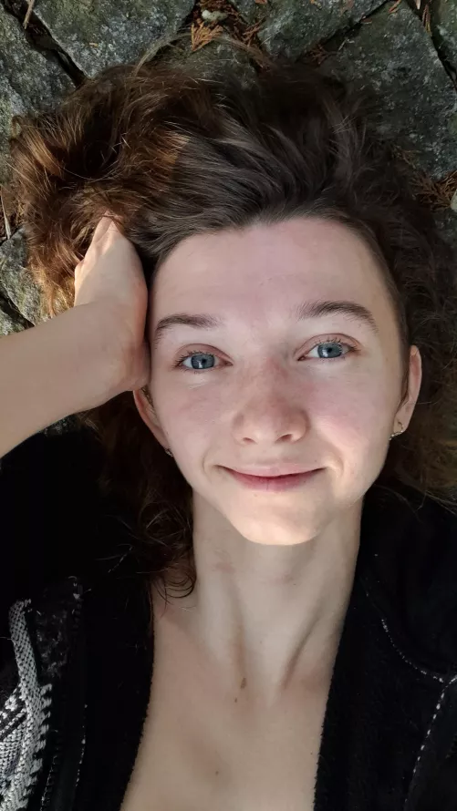 no makeup. no nudity... just smile 🙈 ... have a lovely day :)