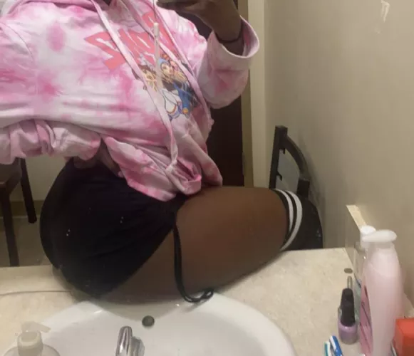 Thiccc Thighs Saves Lives luvs