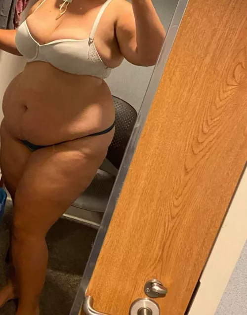 Waiting for the doctor in my undies 🙈