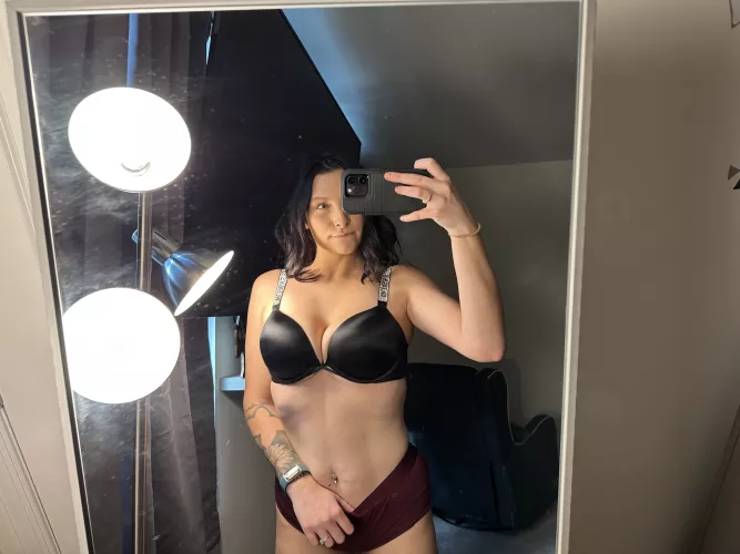 Want to taste my soft and perfect mombod?