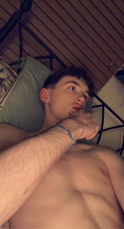 Was supposed to workout… then I got into bed 🙃