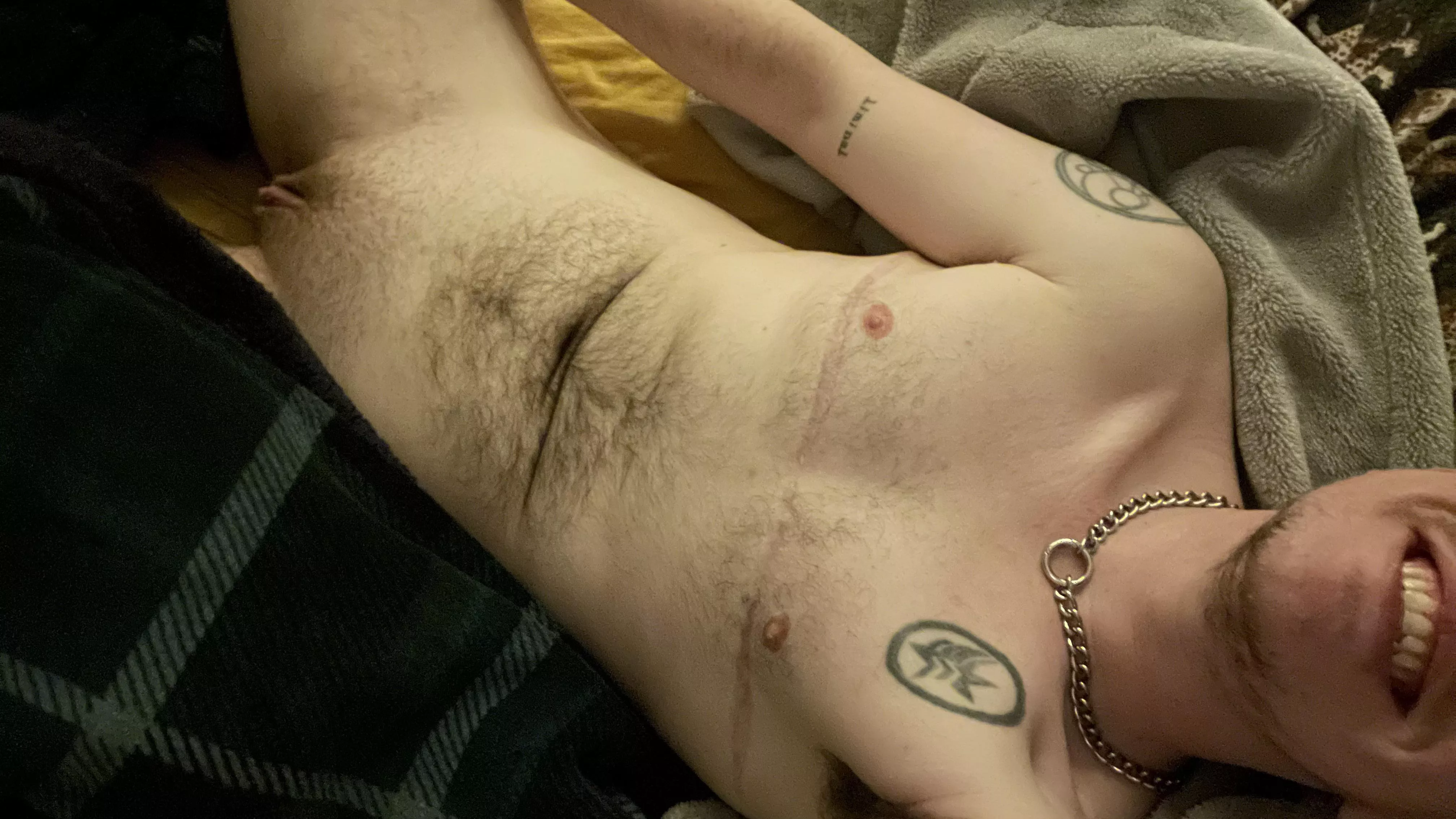 Wearing my new collar from Daddy 🥰