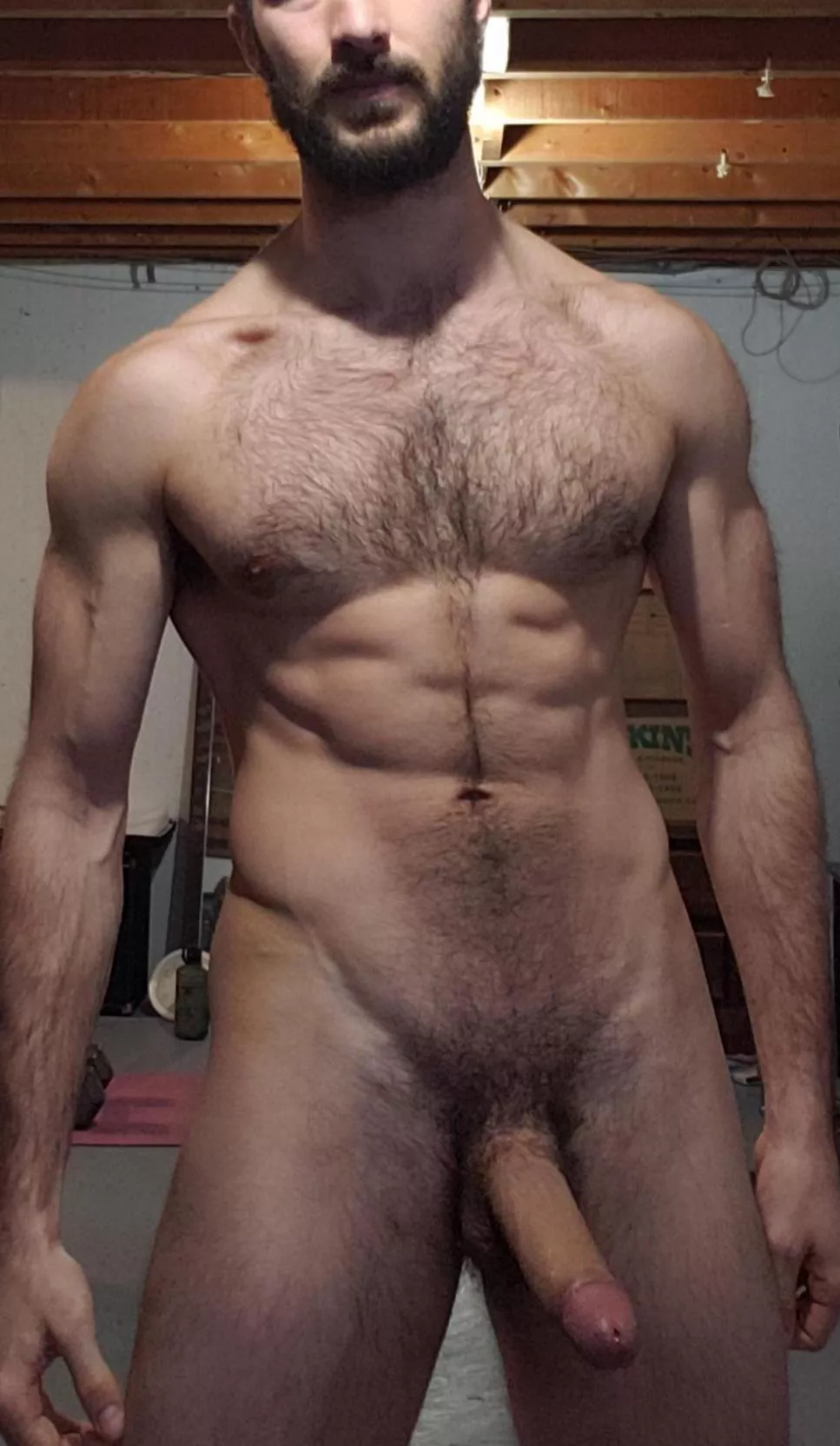 what would you do if u entered the locker room and saw daddy standing like this 💪🍆