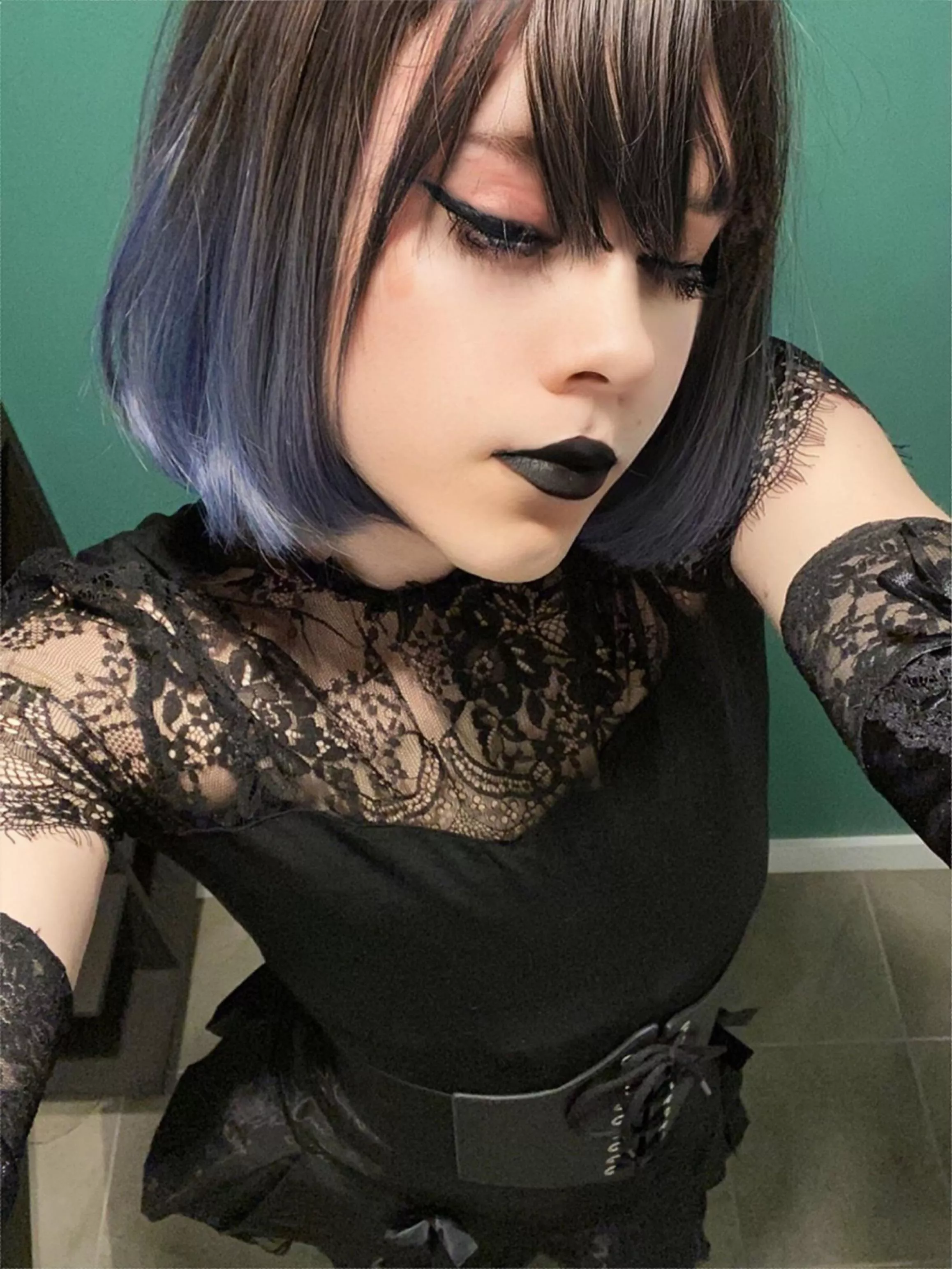 🖤What would you do if you saw a cute boy like me?🖤