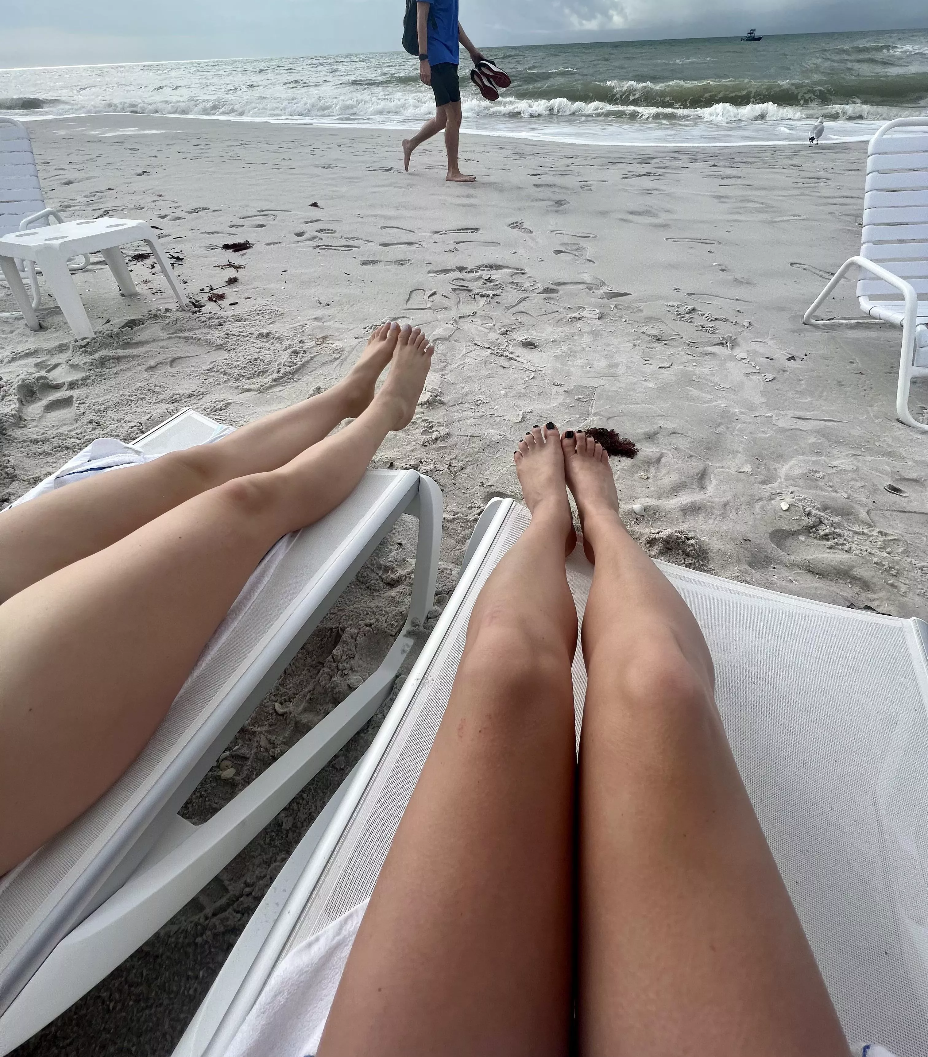 What would you do if you were that guy and you saw me and my bestie?