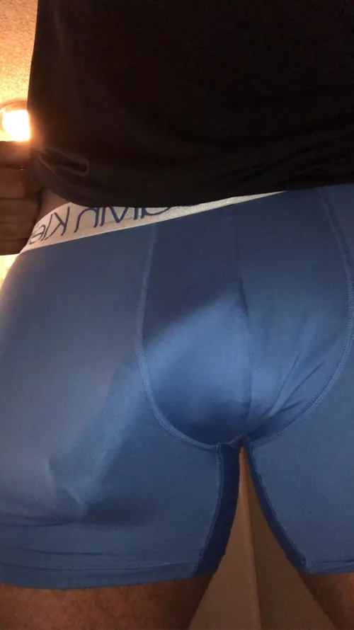 Who’s mouth is available 😏😏