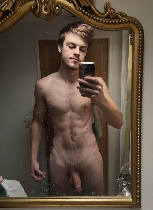 Word around Reddit is this is where the hot guys post