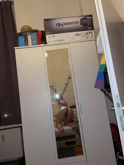 would you slap my fat ass?