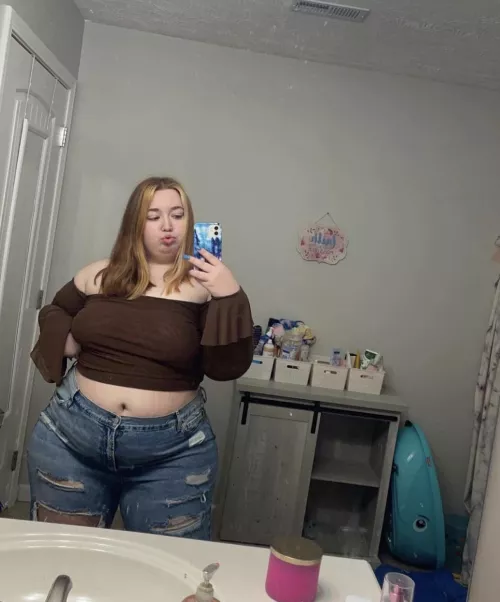 Yes I’m big and I eat a lot