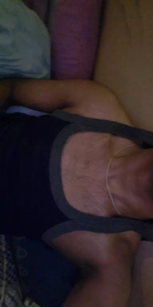 19 Latino with an 8.3INCH Dark sausage. @donnyronny909