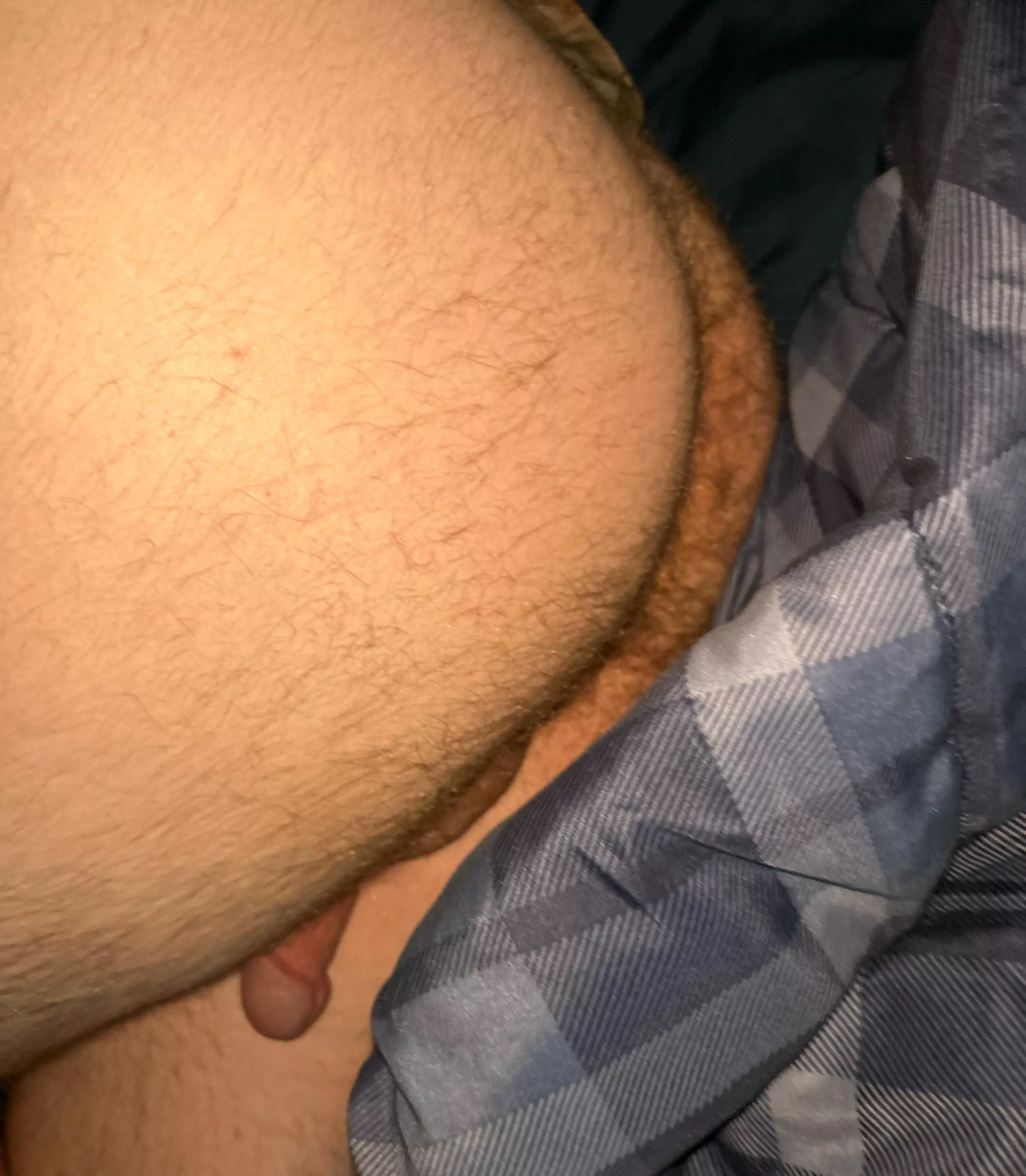 23, I’ll serve you ;) Snapchat jess_eeee22