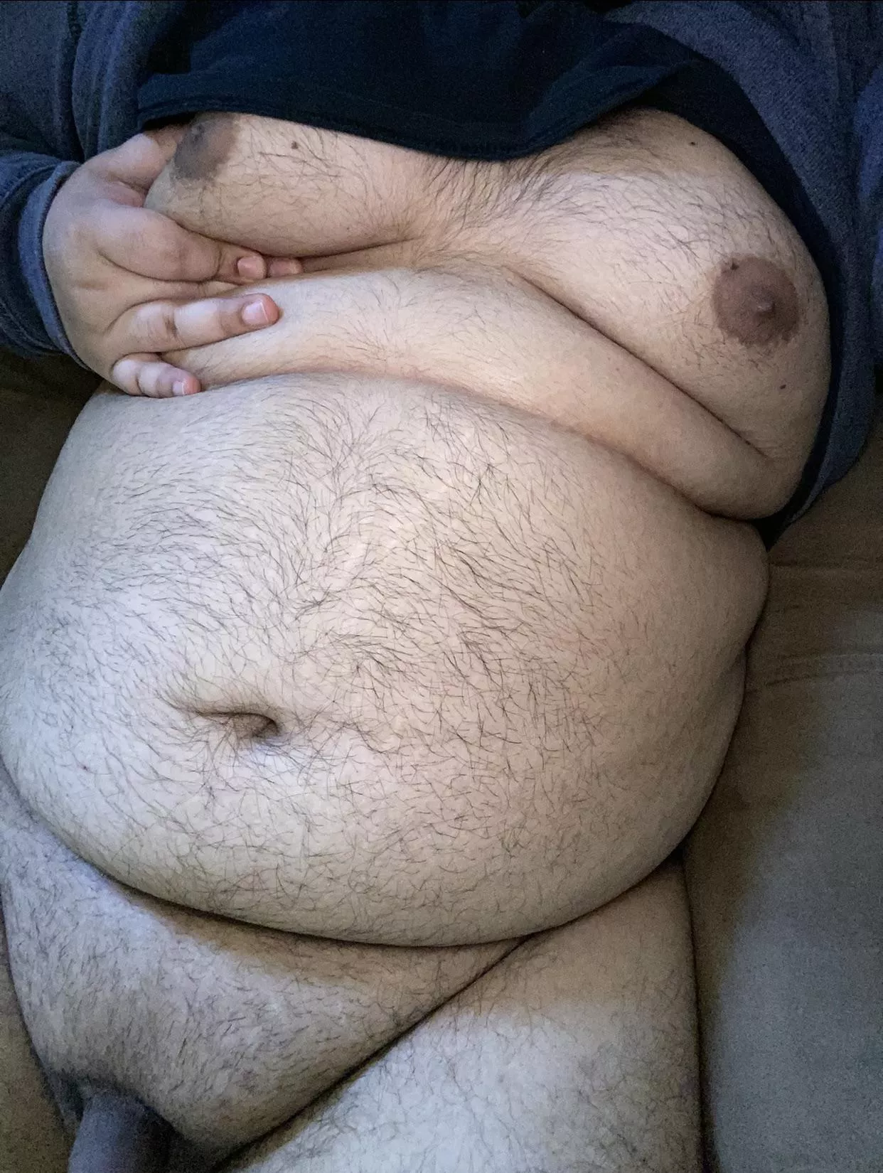 (23) small dick chub, anyone wanna trade and chat on discord ?