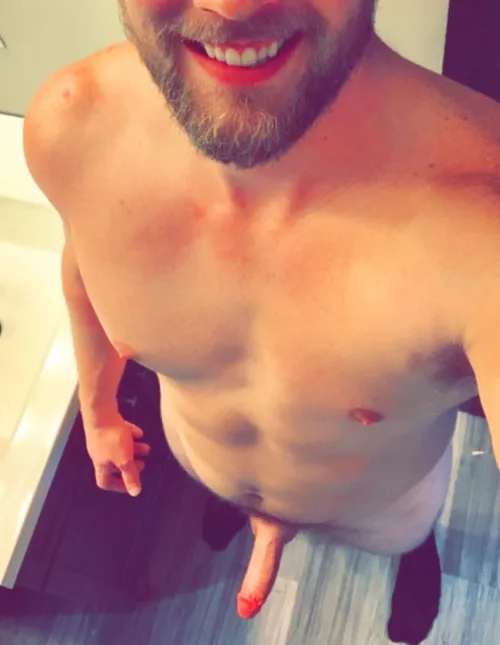 6’6 DILF next door