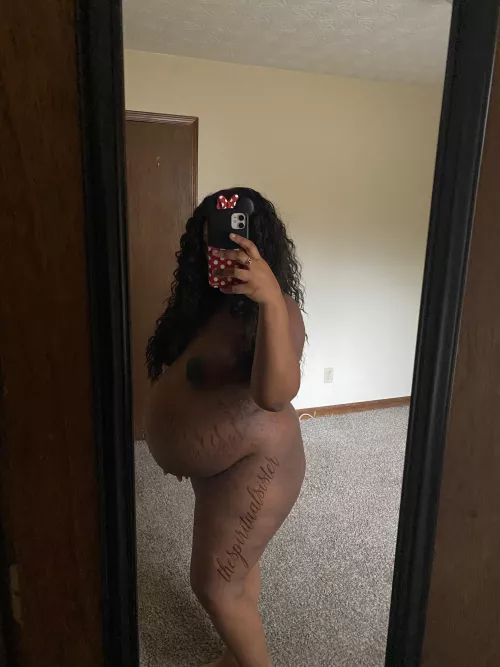 a young ebony milf who knows how to show you a good time