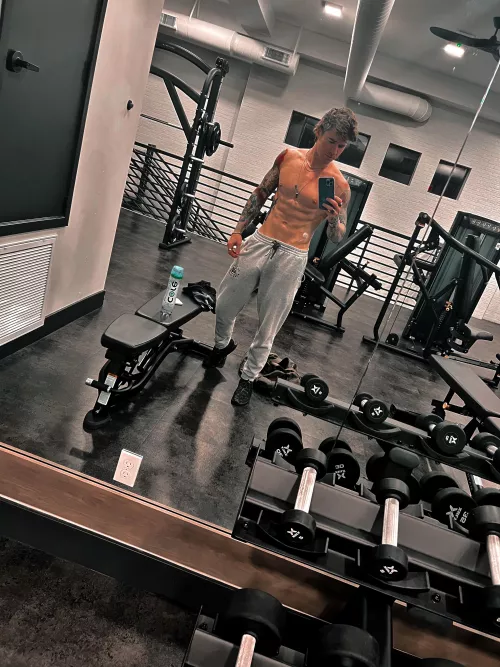 AZ gym hits different