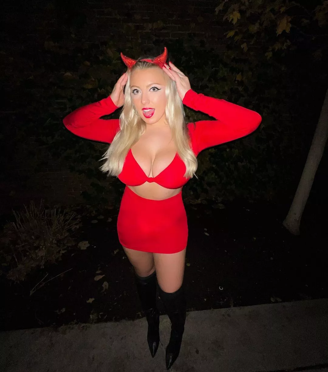Big Titty Devil