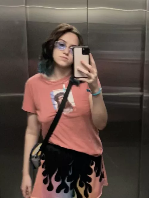 Braless casual cute 💘