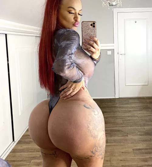 Can I have your picture so I can show Santa what I want for Christmas?