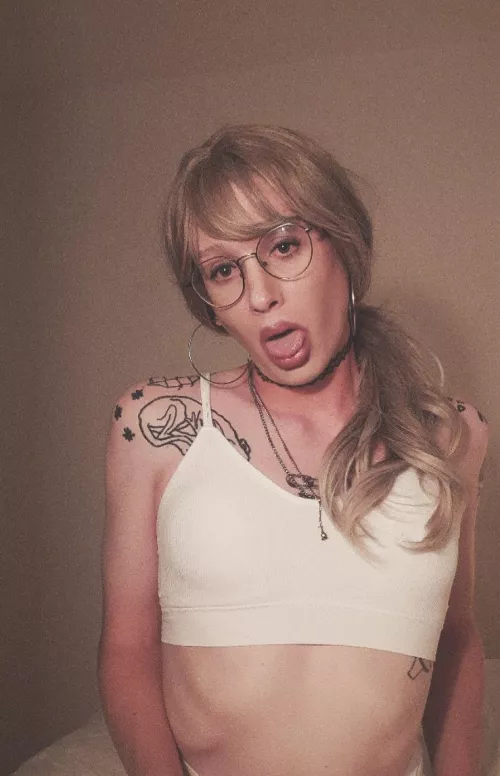 [CHALLENGE] Cum on my mouth.