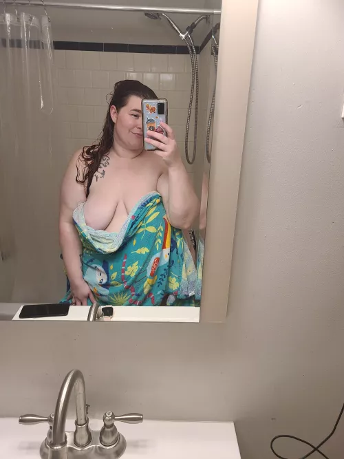 come get clean with me 😈