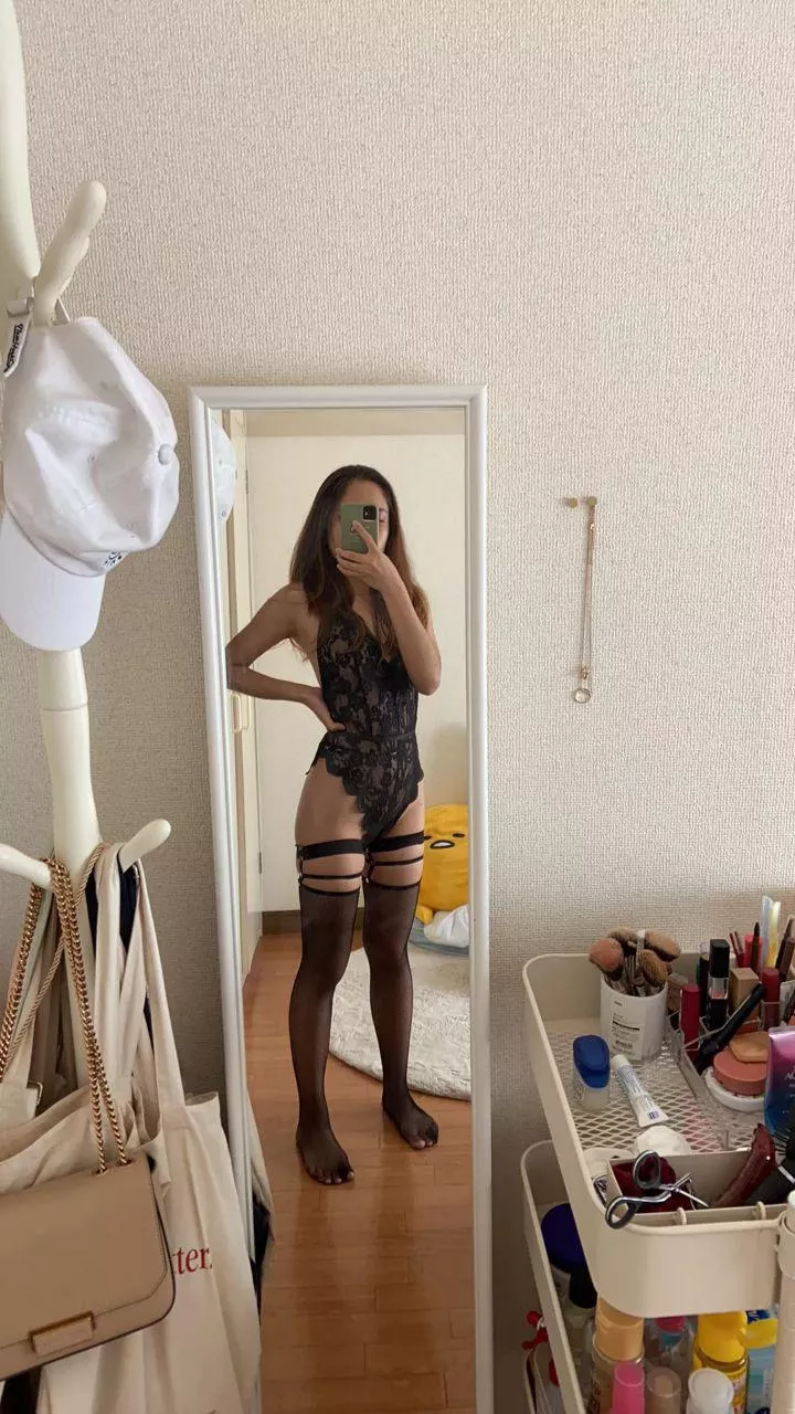 First time here, exploring so I dressed up. Please be kind ☺️