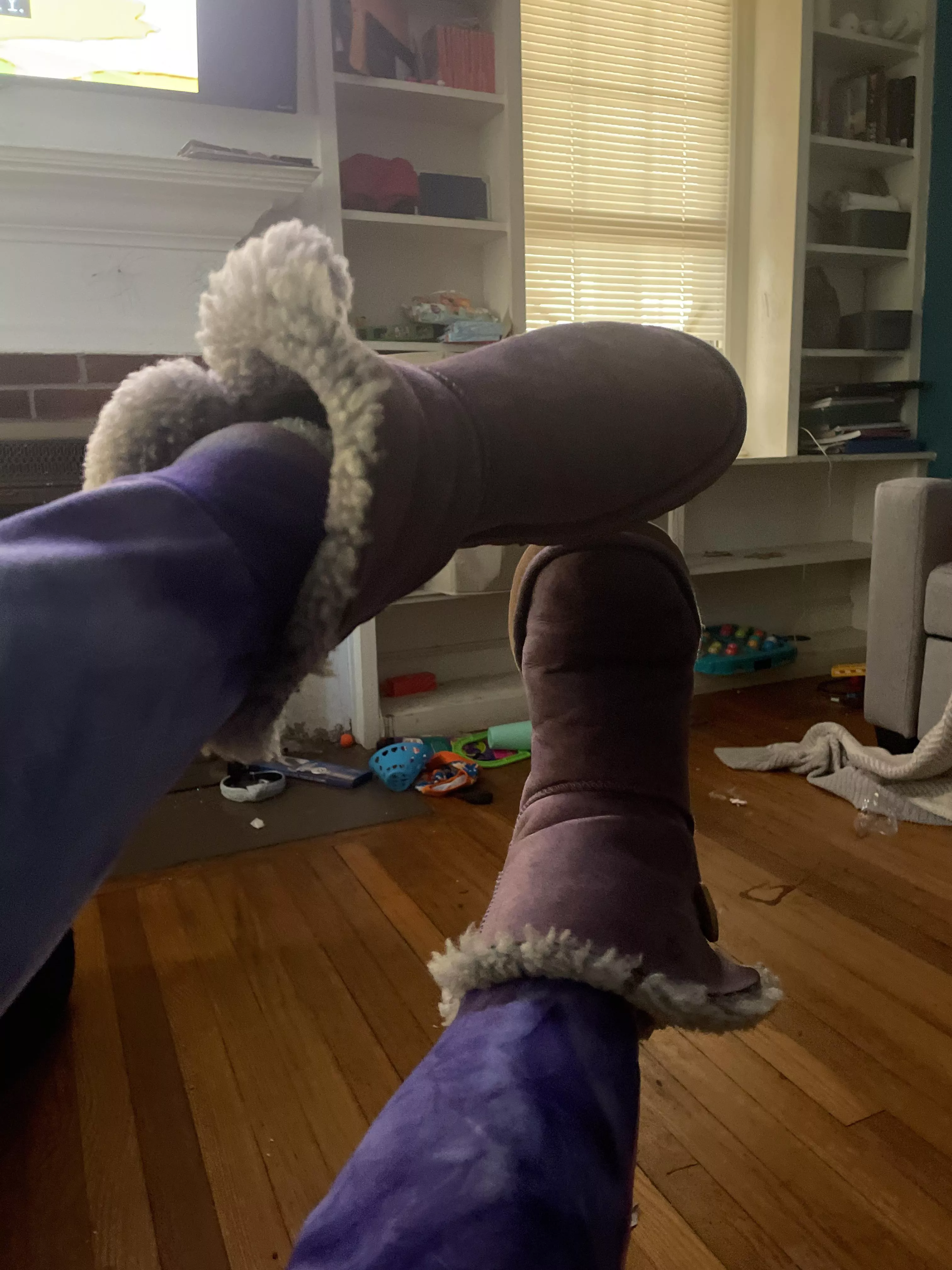 Given the chance to sniff these old Uggs boots.. y’all so would 👀😈🤣🤣🤣