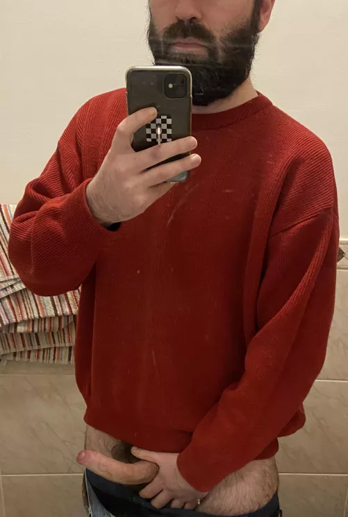 Gotta get the woolly jumpers out in this weather ❄️