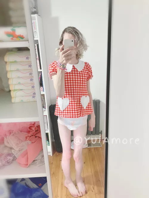 Hehe Yui wear pamper! And it stiww dry!