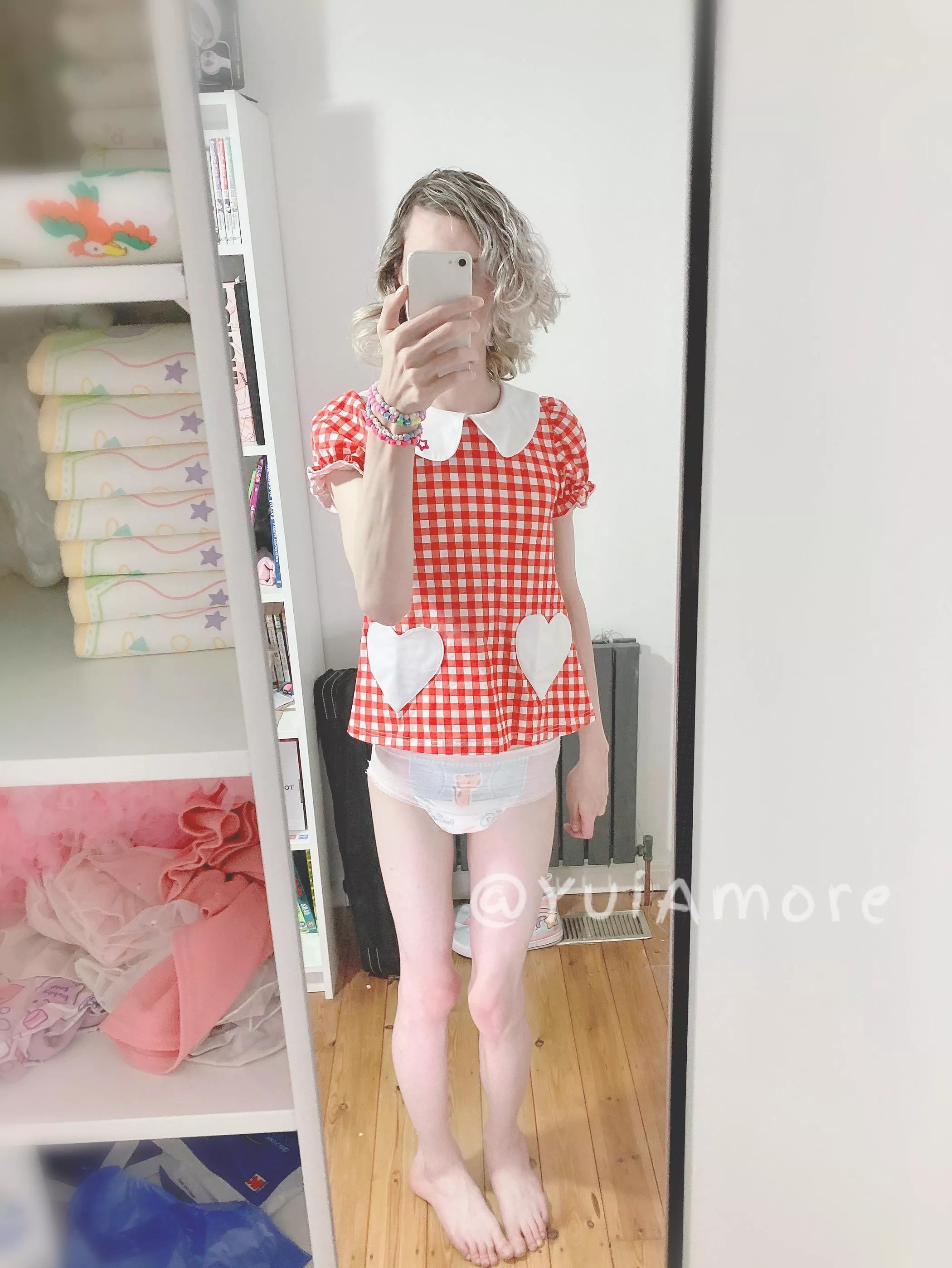 Hehe Yui wear pamper! And it stiww dry!