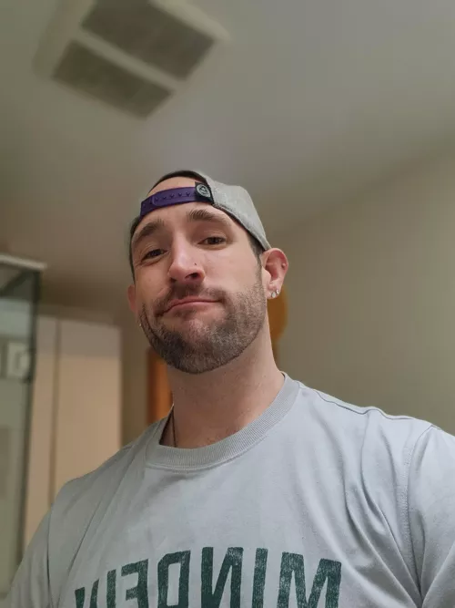 hey you're amazing! it's gonna be a great day for you! I can feel it!