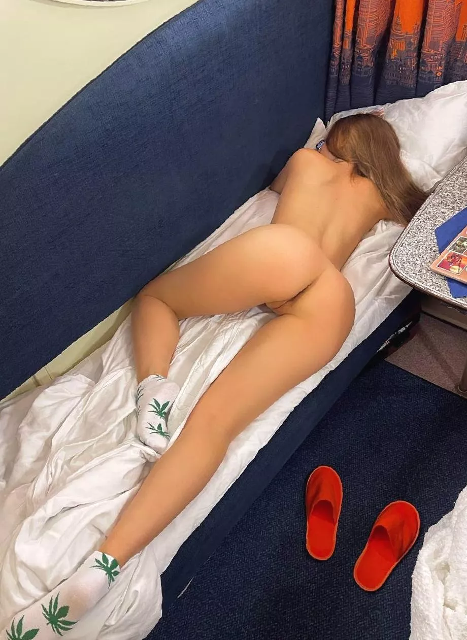 hi there! hope i made you smile (: