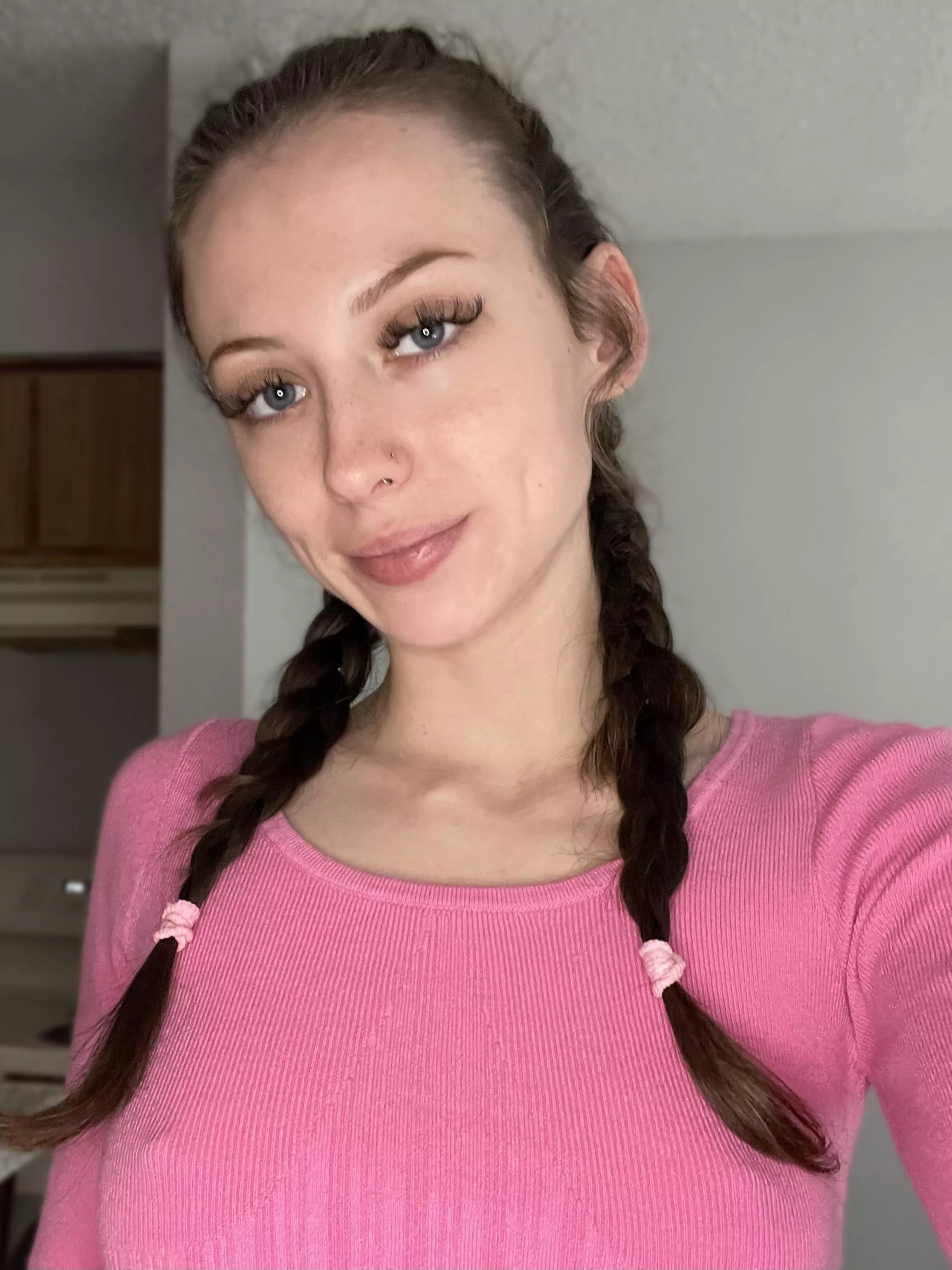 I can’t believe they’re poking through this thick shirt🤭