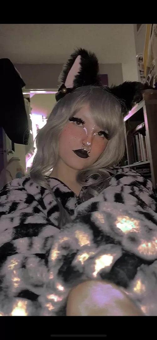 i lovee being a little catboy :3 meow!