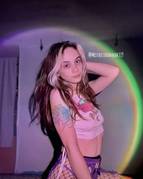 I wanna see all the little cocks locked today 😈 🔒