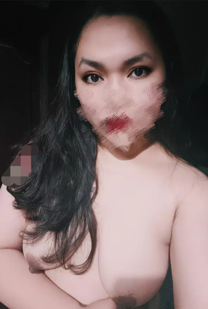 I'm really not that (f)ierce. 🔥 Happy Wednesday! 😏🤫