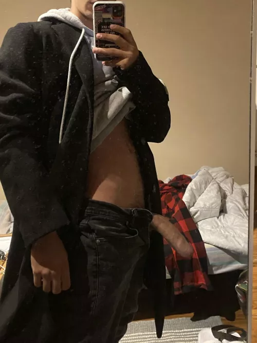 Let’s make this bed even messier 😜🔞