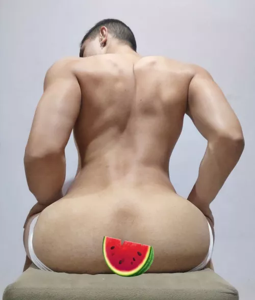 life is too short for you to waste time without seeing me completely 😅😈