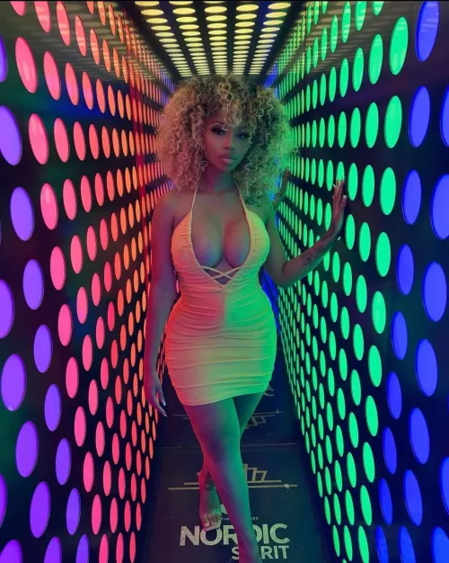 Lighting her best assets