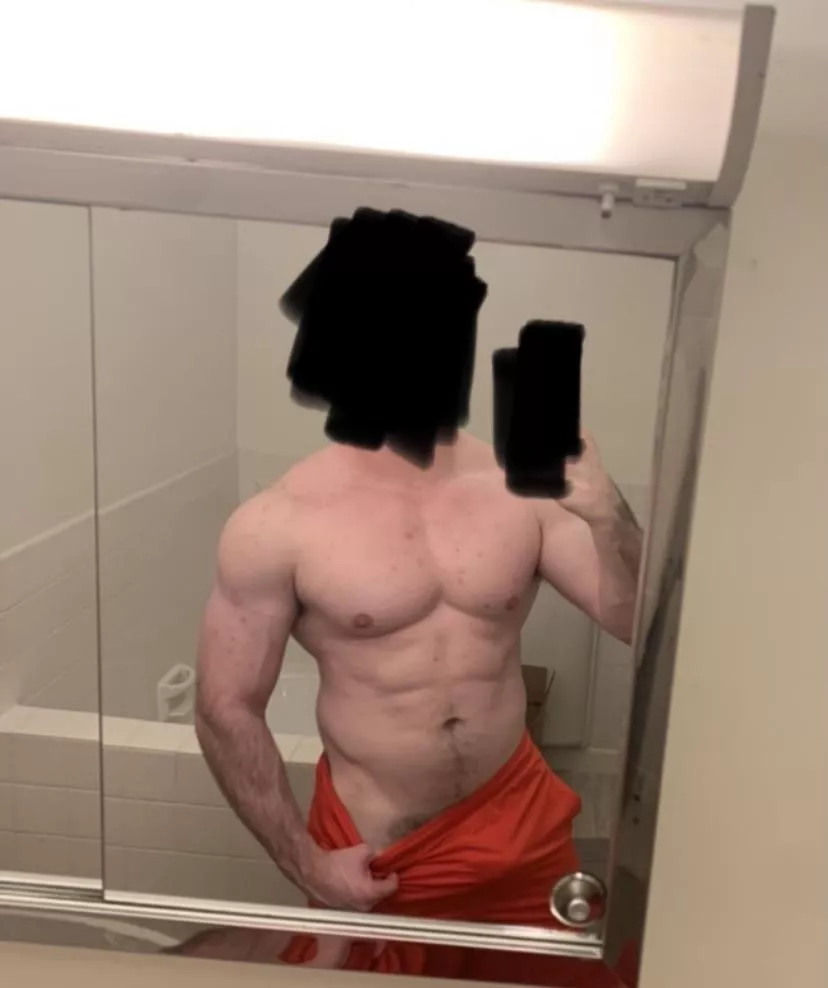 Little bit of baby oil and I could be in the next 300 movie