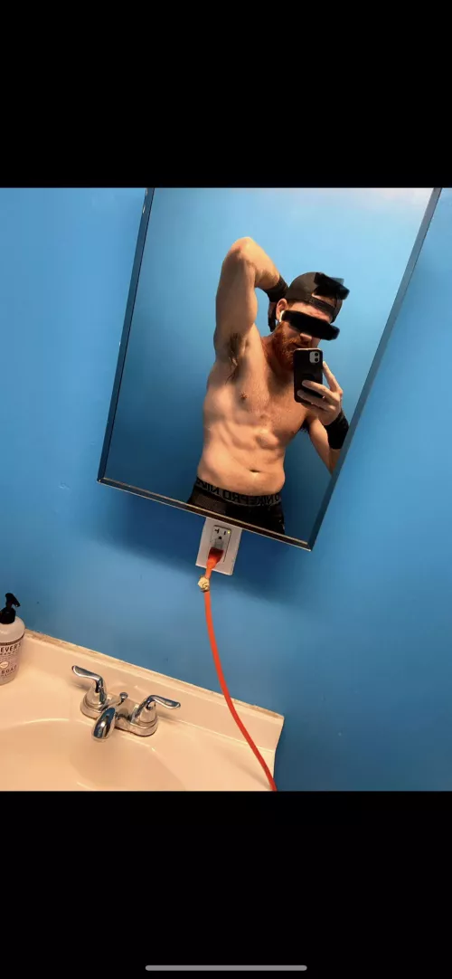 [M] 29. Need a new workout partner for the new year. DM your applications ;)