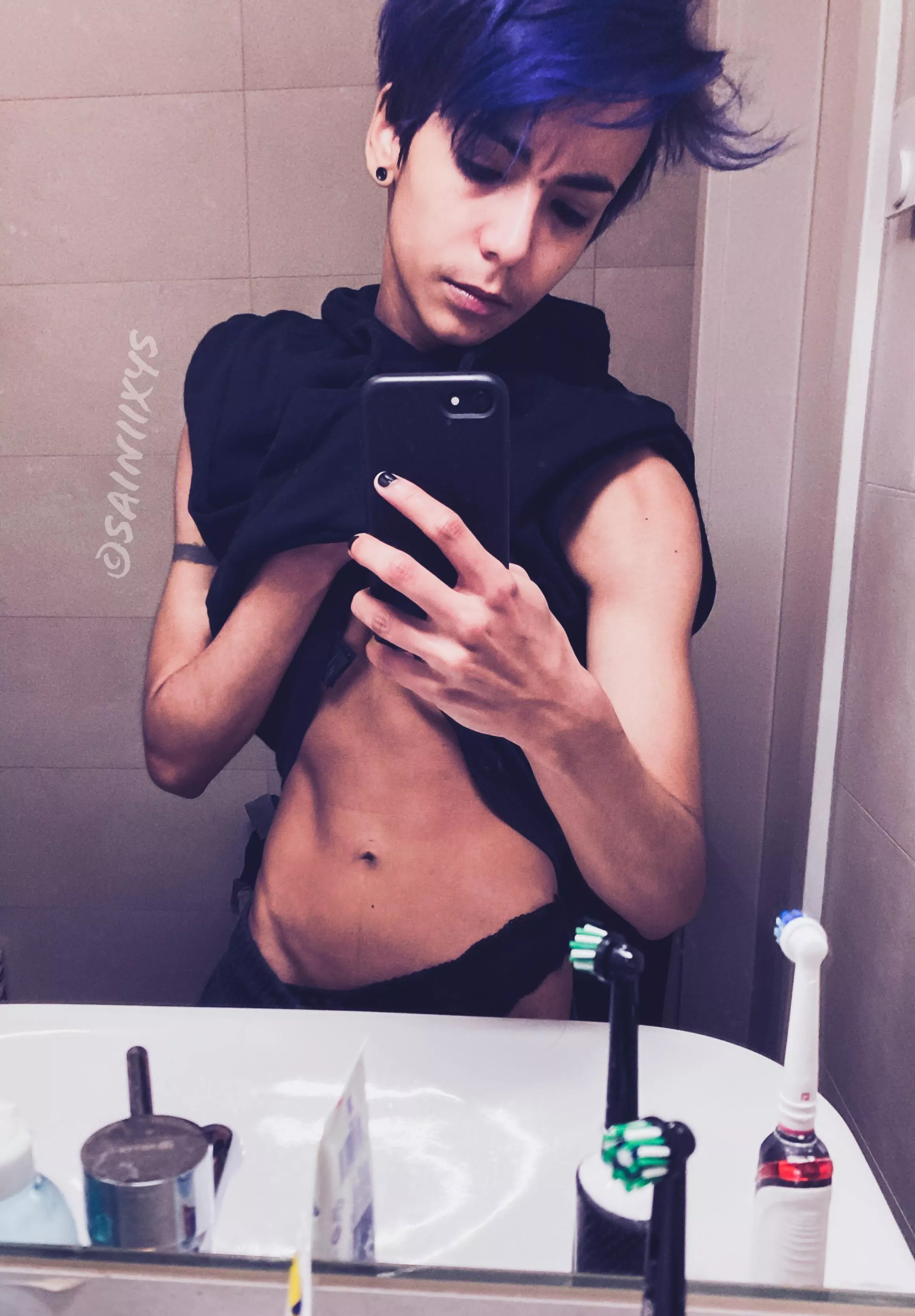 Morning cuties~ 🖤